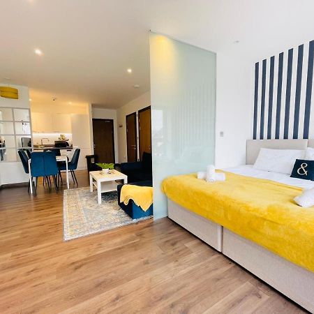 Park Street Apartment Luton By Hostaguest Εξωτερικό φωτογραφία