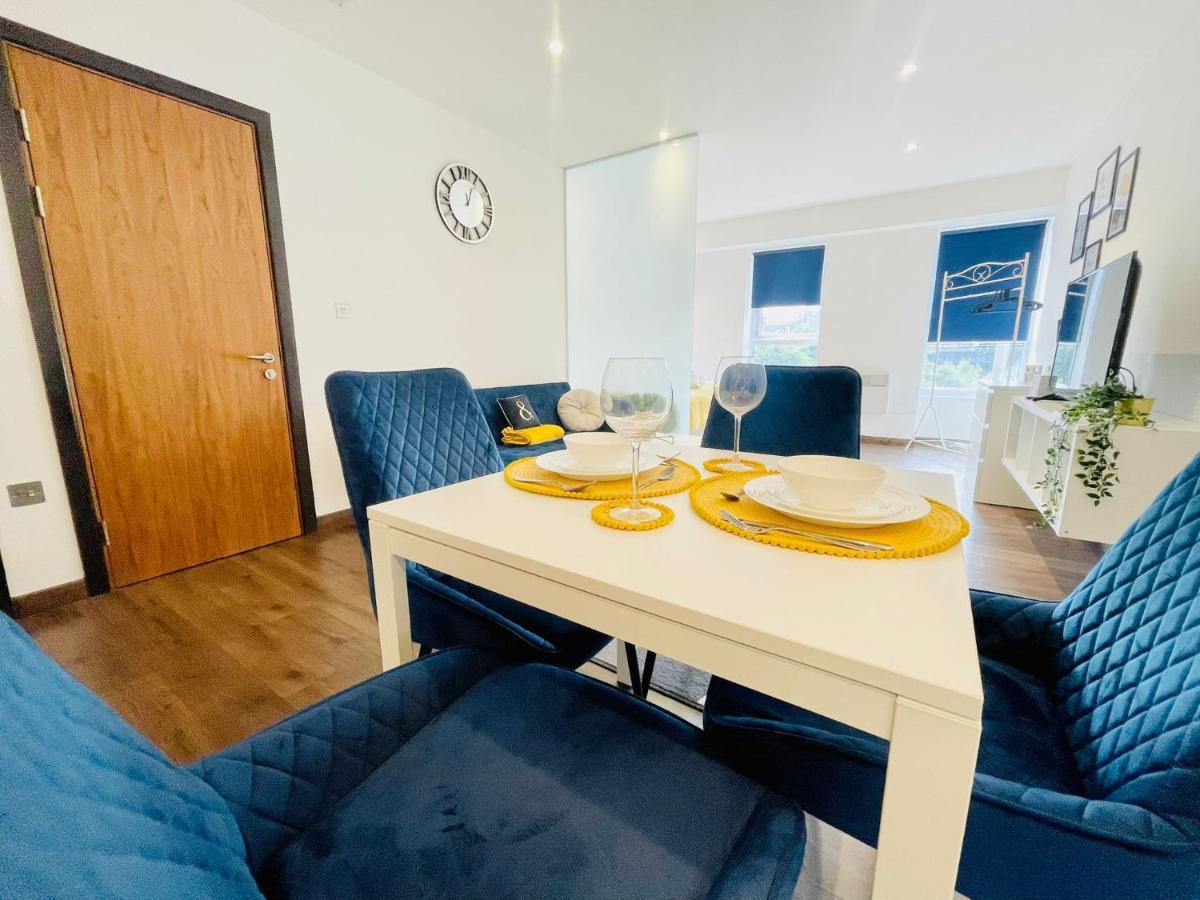 Park Street Apartment Luton By Hostaguest Εξωτερικό φωτογραφία