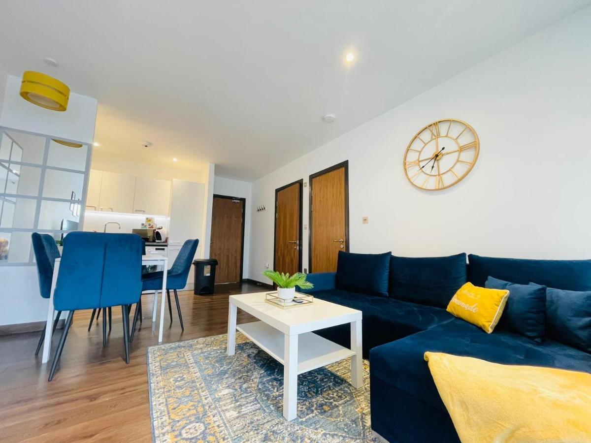 Park Street Apartment Luton By Hostaguest Εξωτερικό φωτογραφία